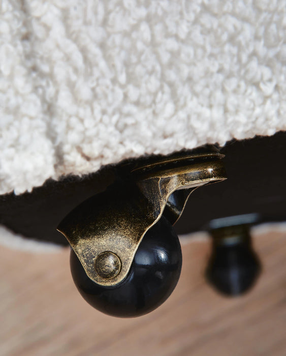 Rowanbeck Dining Package
