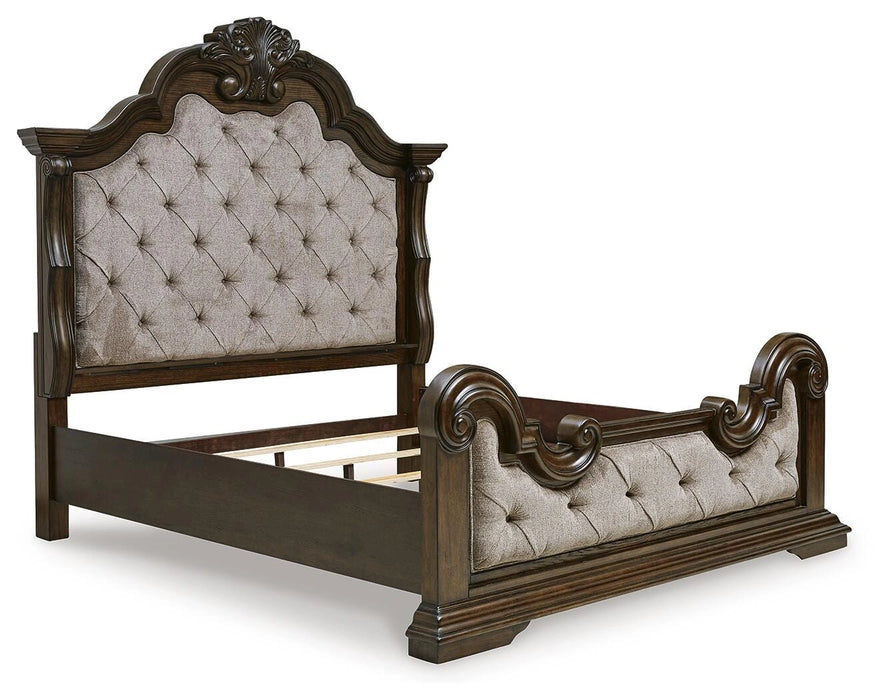 Maylee Bedroom Set
