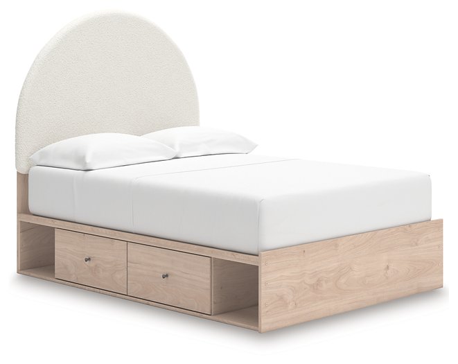 Arloster Upholstered Bed